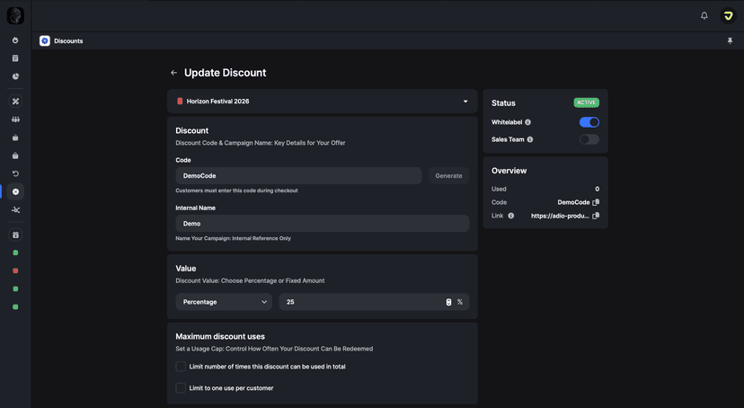 Discount creation form showing 25% percentage discount setup with usage limits and whitelabel options